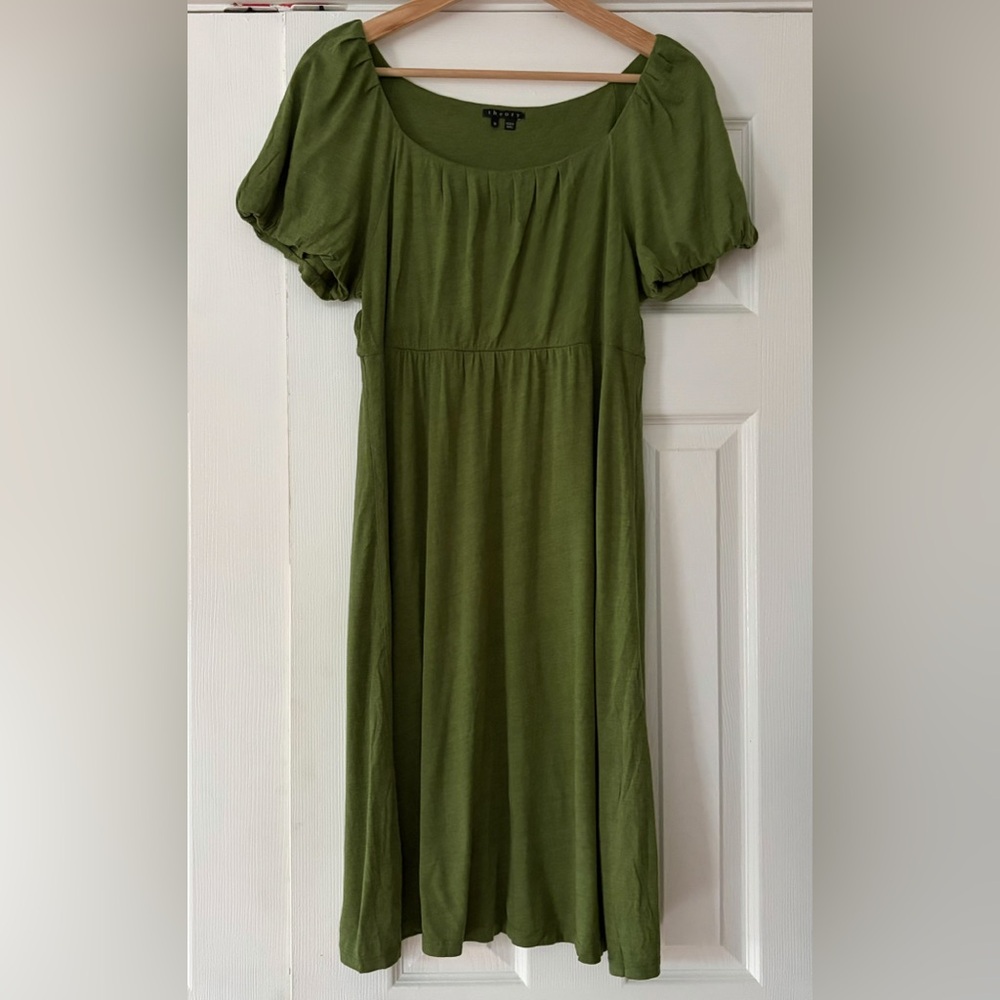 Theory Olive Green Short Sleeve Dress Size Medium EUC